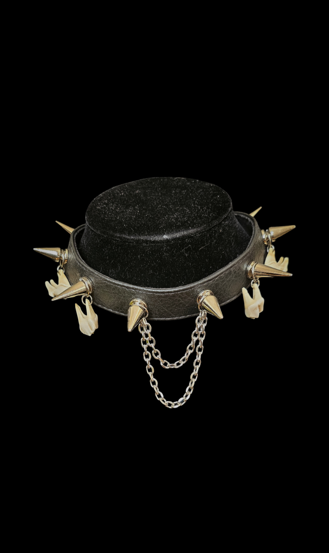 Cannibal necklace