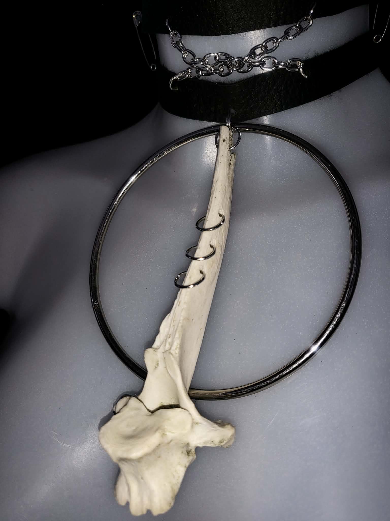 Noctis necklace