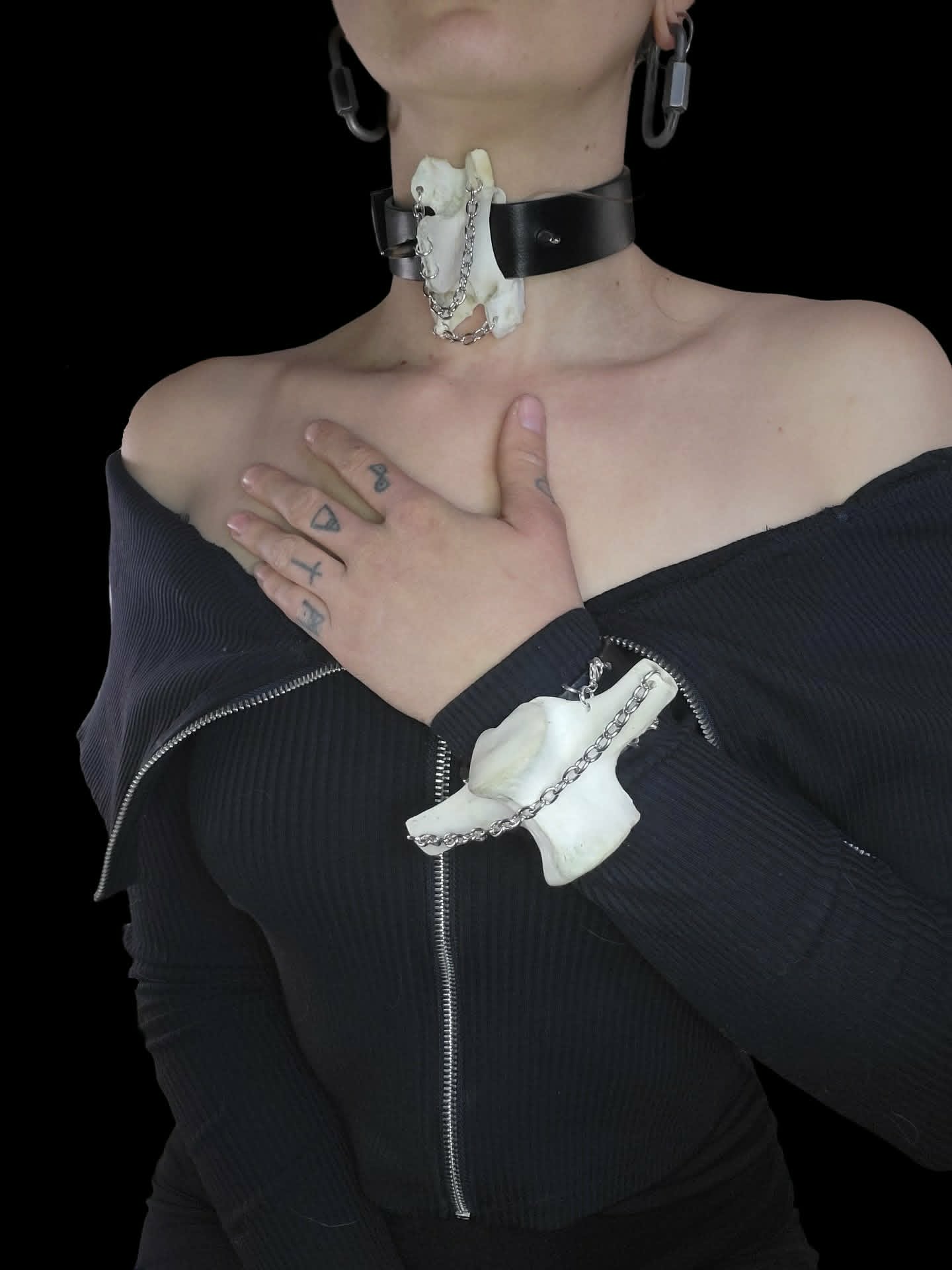 Vertebrae necklace