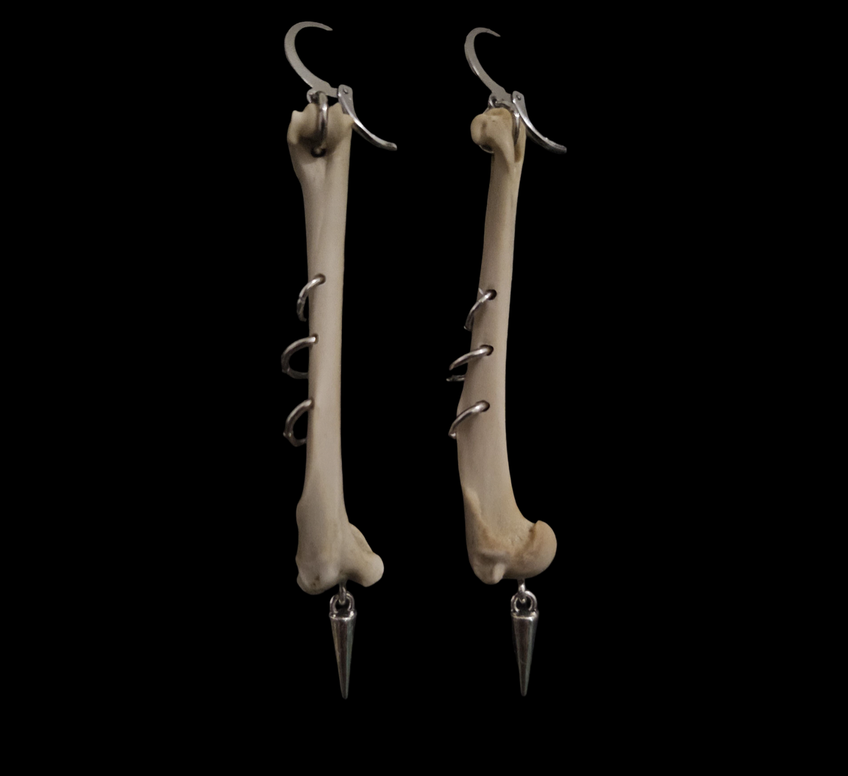 Sat earring